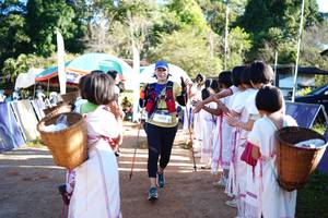 BIB: 3102
                            <button type="button" onclick="openModal(19054142)" class="btn btn-primary btn-sm float-right btn-popup" data-toggle="modal" data-target=".modal-high-quality">
                        <i class="fas fa-shopping-cart"></i> Add to Cart
                    </button>
                                            <button type="button" onclick="isThisMe(19054142, true)" class="btn btn-success btn-sm float-right btn-popup btn-isme hidden" data-toggle="tooltip" data-placement="bottom" title="นี่คือรูปของคุณใช่ไหม คลิกที่นี่เพื่อเอาเข้าอัลบั้ม">
                        <i class="fas fa-plus"></i> Add to album
                    </button>
                    <button type="button" onclick="isThisMe(19054142, false)" class="btn btn-warning btn-sm float-right btn-popup btn-isnotme hidden">
                        <i class="fas fa-ban"></i> Remove from album
                    </button>